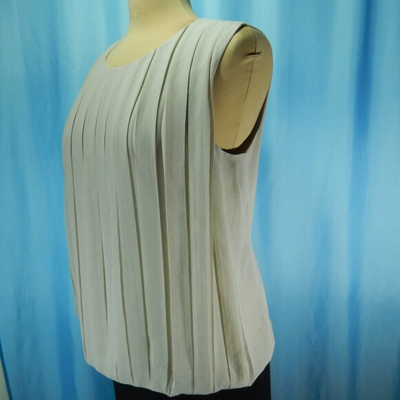 Calvin Klein Taupe Full Pleated Front Bubble Hem Sleeveless Career Top Large EUC - Picture 2 of 12